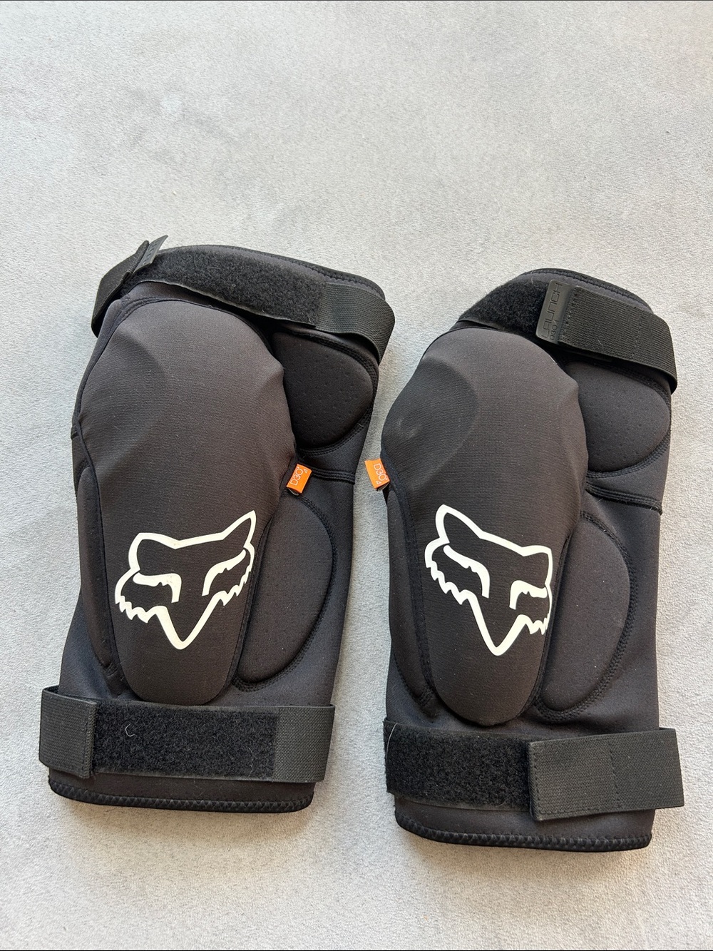 Fox Knee Pads with D3O size Lg